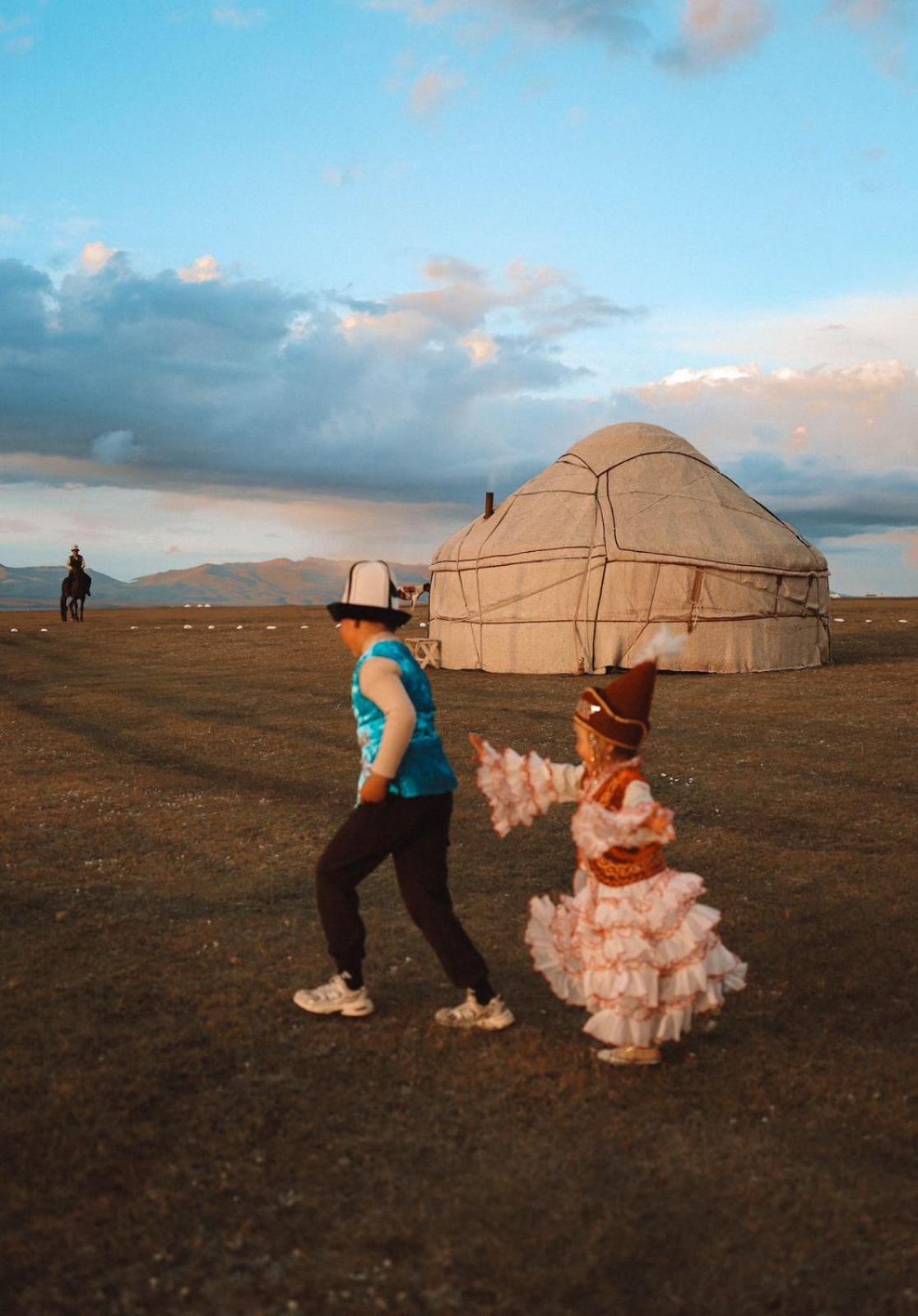 Zalkar Yurt Camp Song-Kul Exterior foto